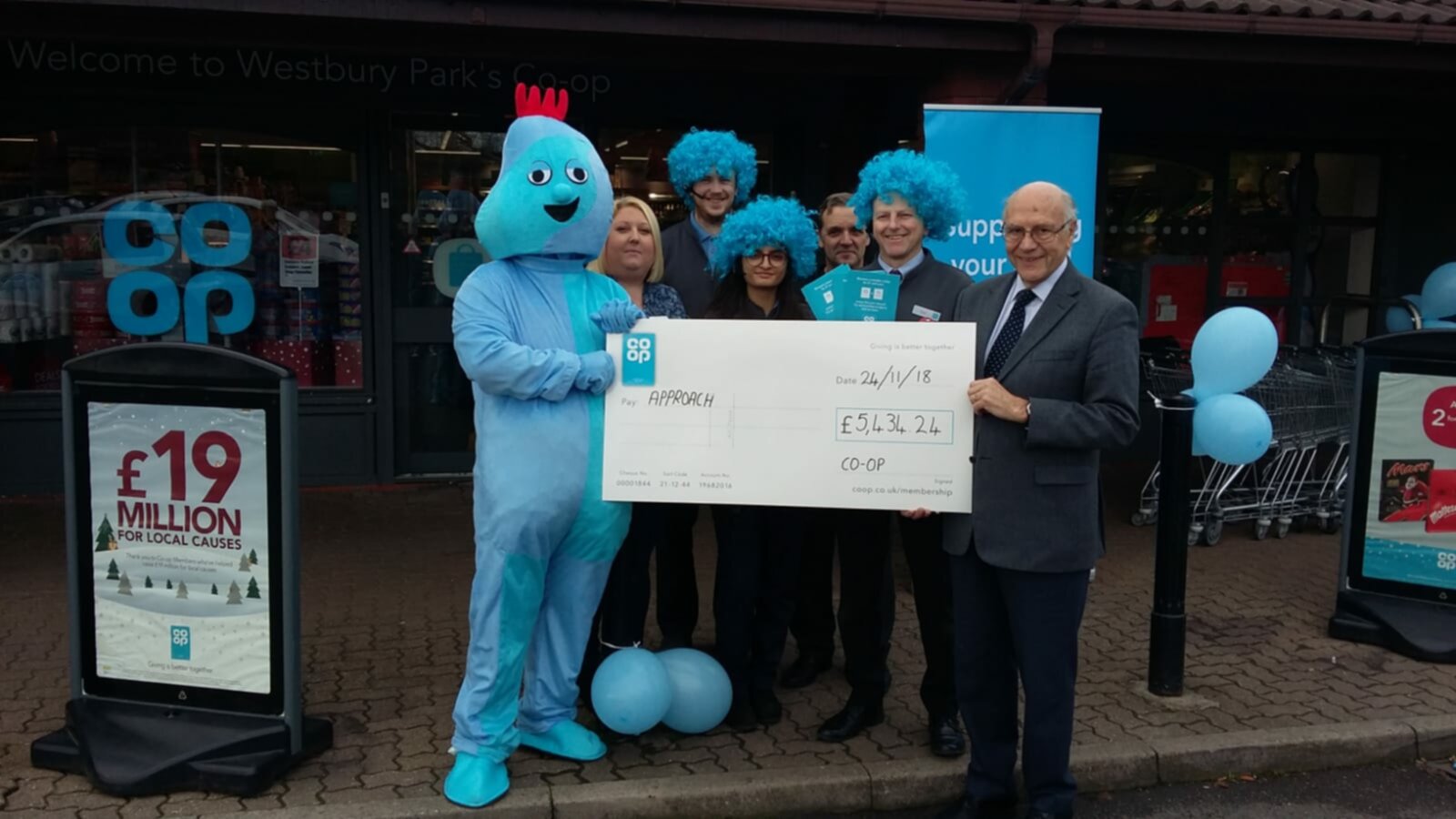 Co-op Members Raise £5434 For Approach Disability Friendly Project